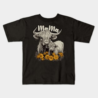 Mama Highland Cow With Baby Calf Flower Animal Kids T-Shirt